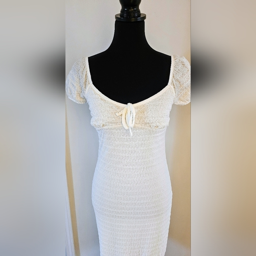 No Comment White Smocked Puff Sleeve Midi Dress – Size M NWT - Picture 5 of 5